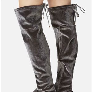 JustFab Grey Boots Sz 8